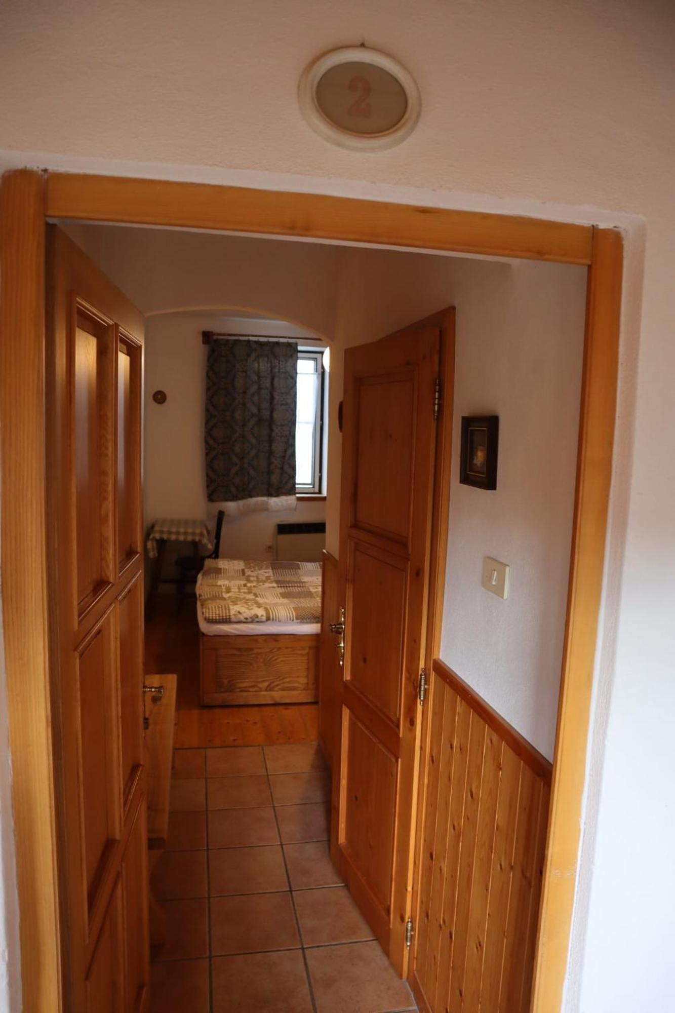 Dum U Giordanu Apartment สลาโวนิเซ ภายนอก รูปภาพ